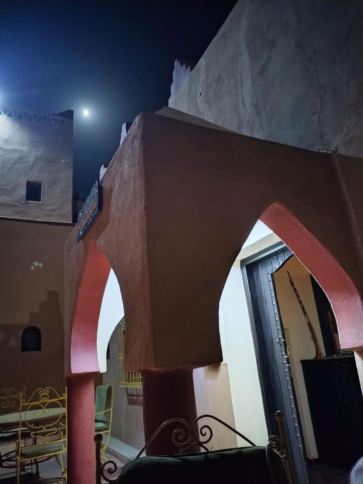 Riad Moha 메르주가 외부 사진