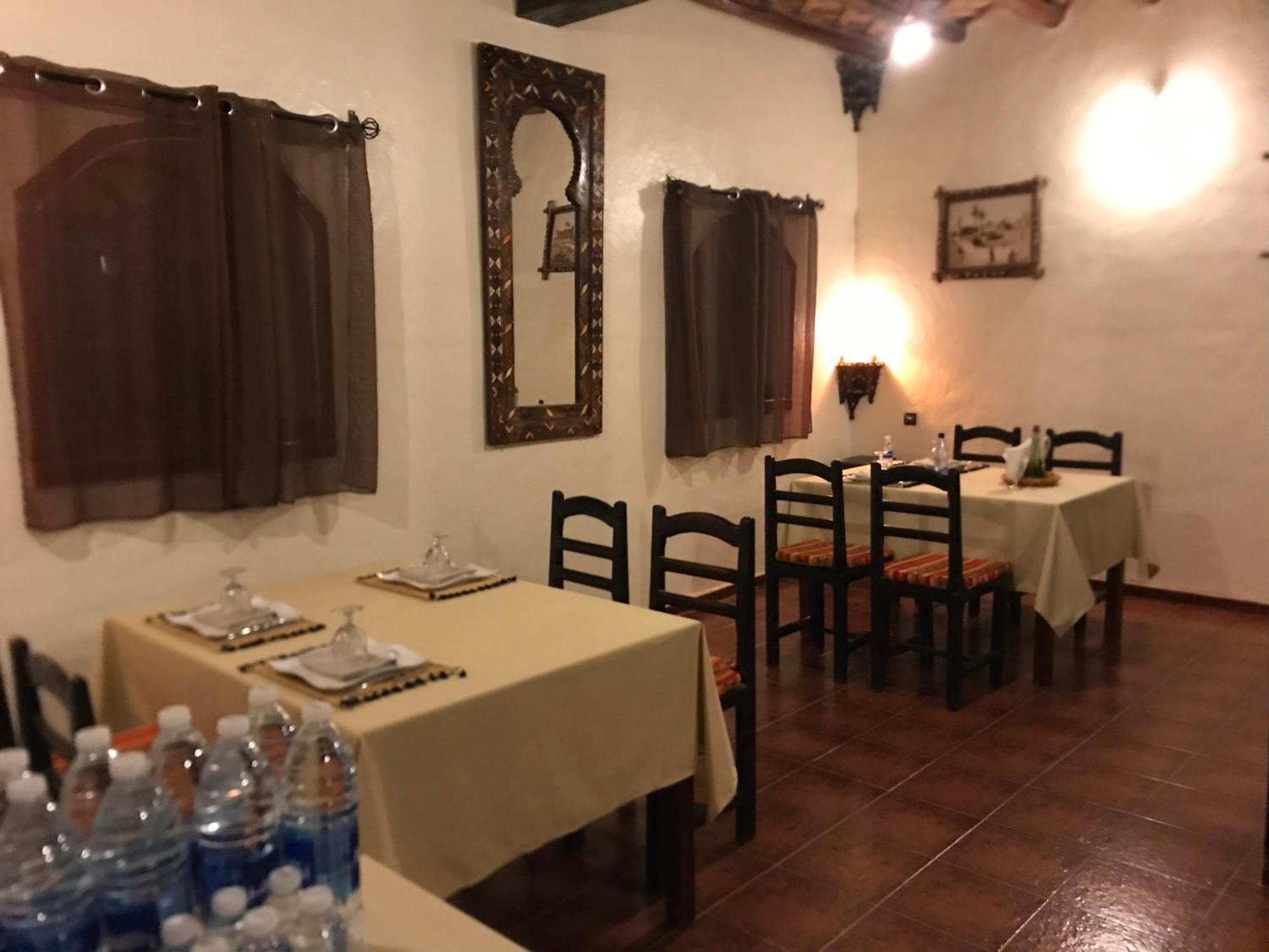 Riad Moha 메르주가 외부 사진