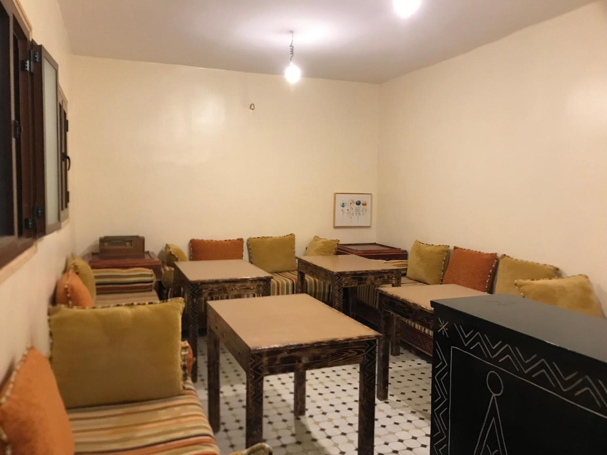Riad Moha 메르주가 외부 사진