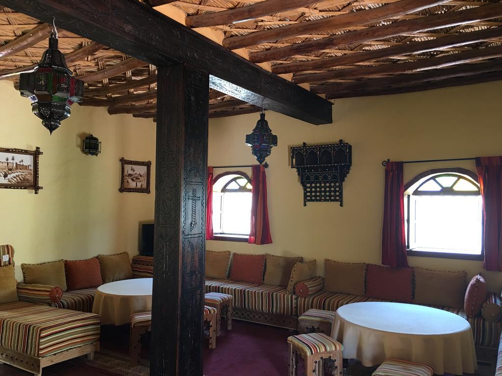 Riad Moha 메르주가 외부 사진
