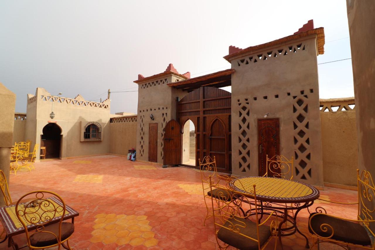 Riad Moha 메르주가 외부 사진