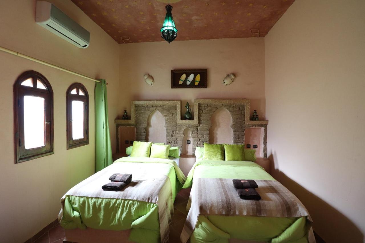 Riad Moha 메르주가 외부 사진